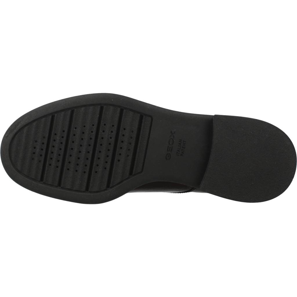 GEOX D ADRYA A en color BURDEOS (6)