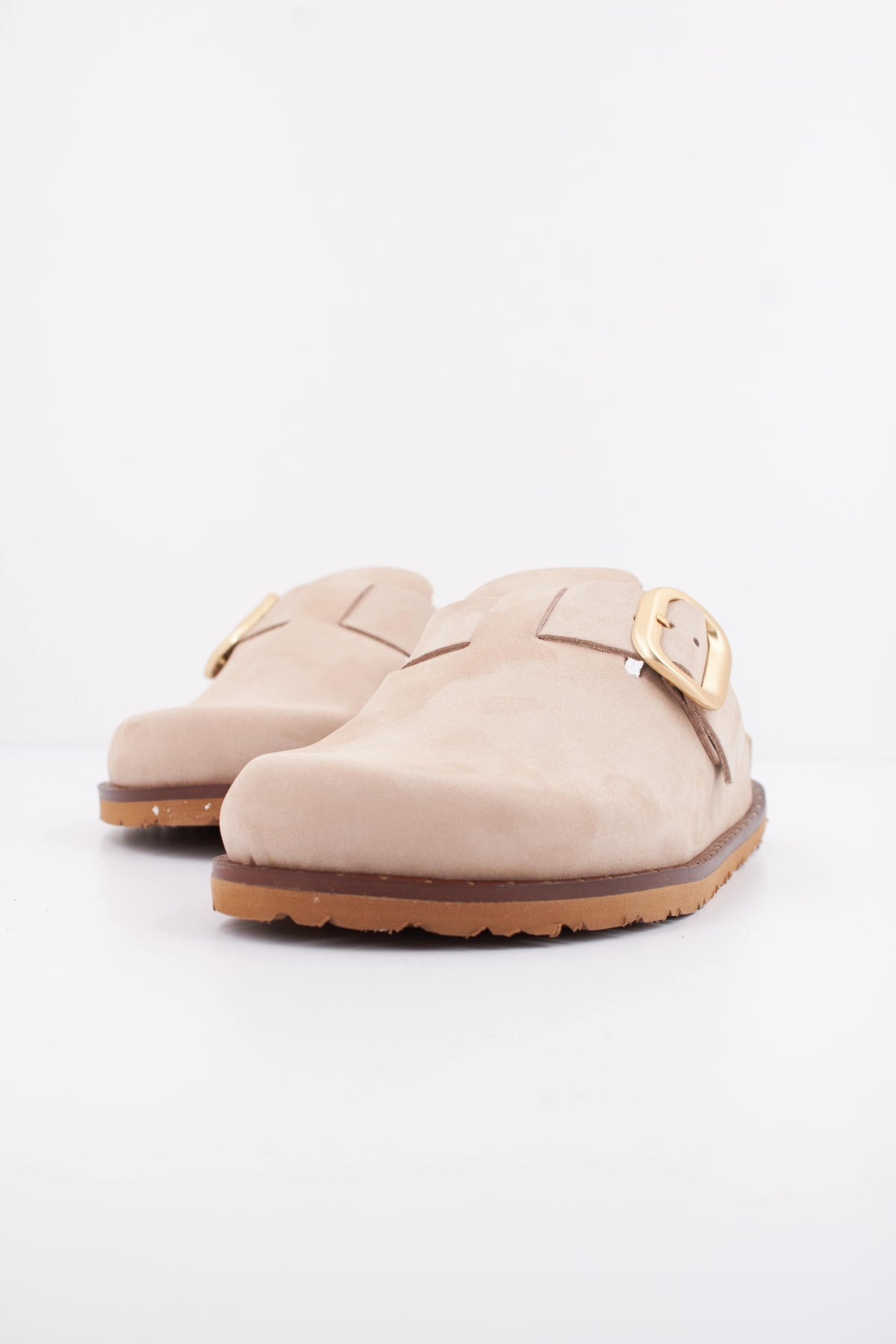 YOKONO en color MARRON CLARO (2)