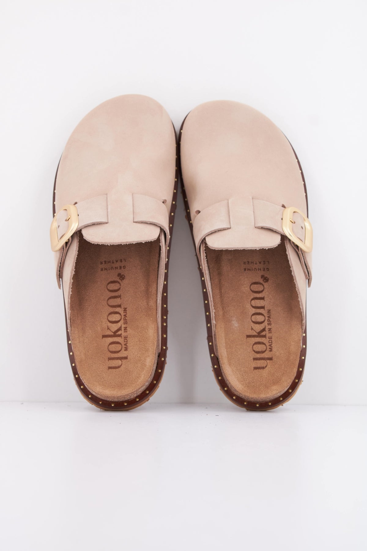 YOKONO en color MARRON CLARO (3)