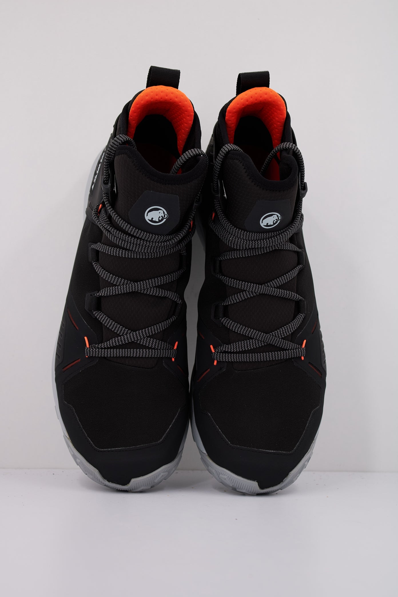 MAMMUT SAENTIS PRO WP en color NEGRO (3)