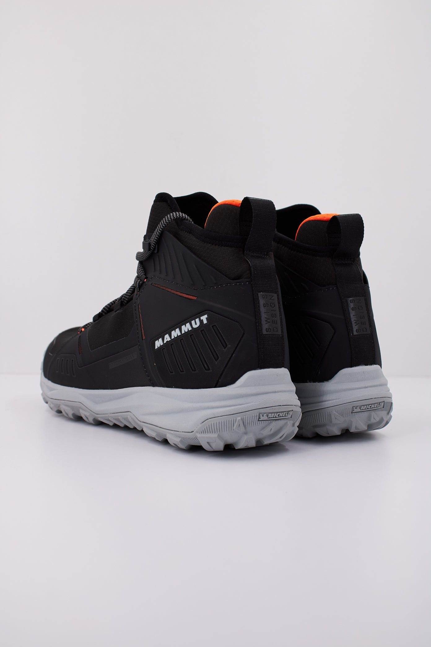 MAMMUT SAENTIS PRO WP en color NEGRO (4)