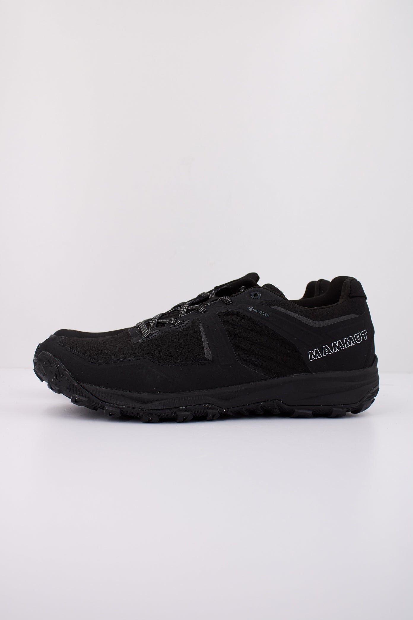 MAMMUT ULTIMATE III en color NEGRO (1)