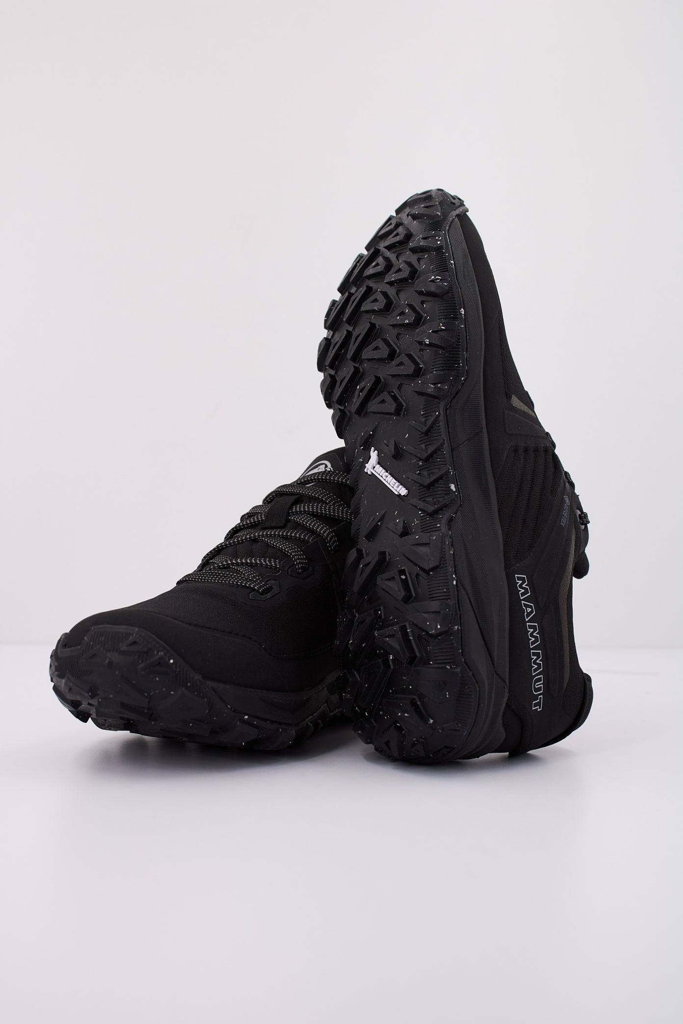 MAMMUT ULTIMATE III en color NEGRO (5)
