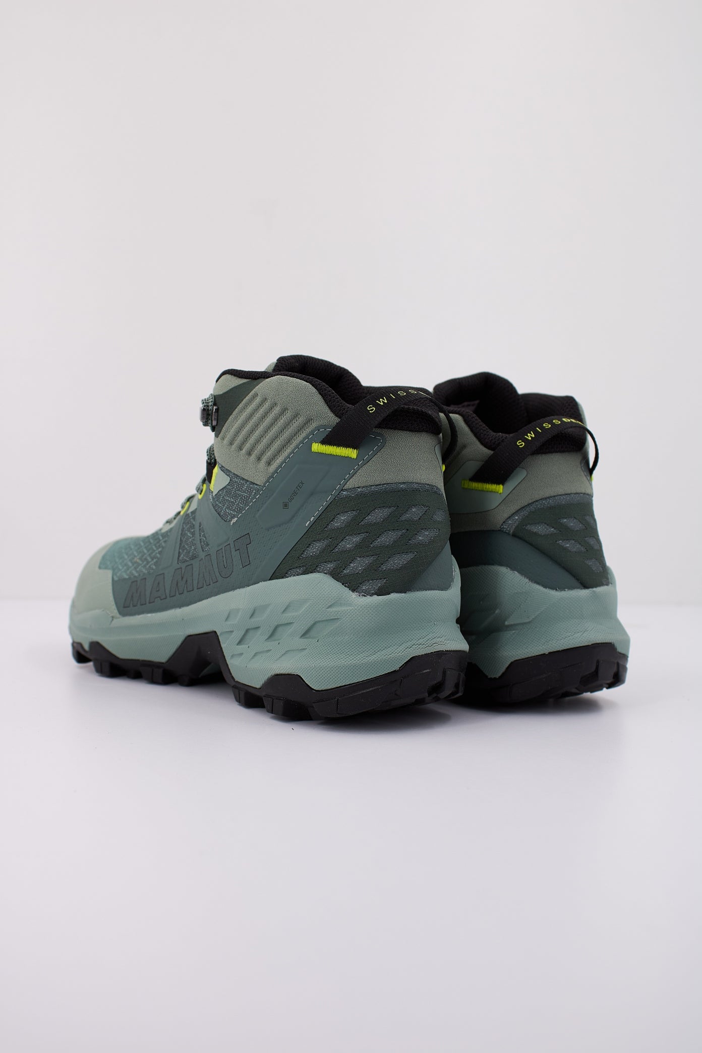 MAMMUT SERTIG II MID GTX en color VERDE (4)