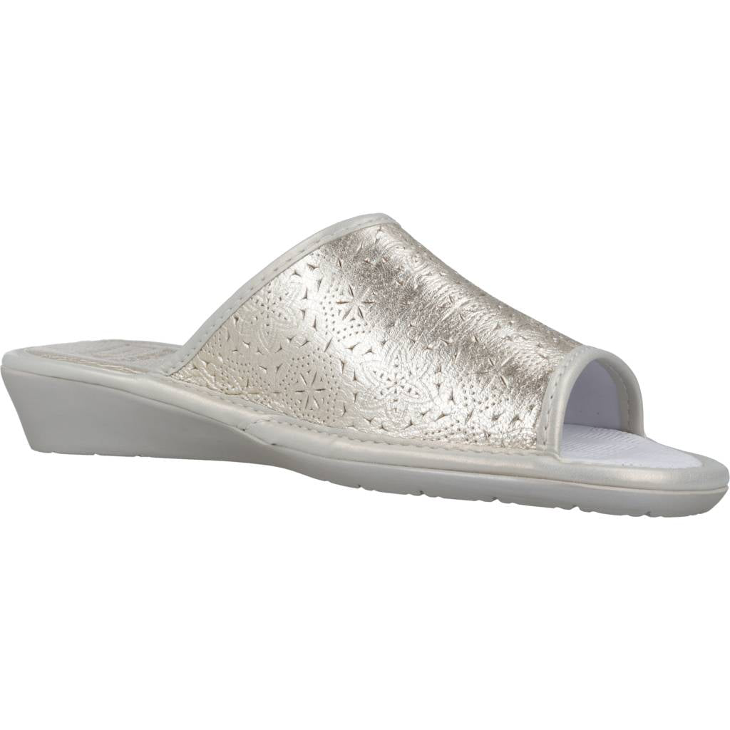 NORDIKAS TOP LINE SRA en color ORO (5)