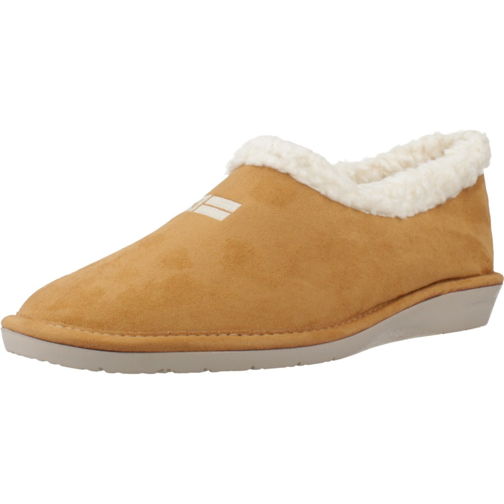 NORDIKAS MICROSUEDE en color MARRON CLARO (1)