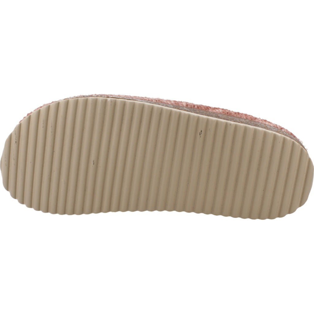 NORDIKAS ISLANDIA ZAPATILLA HOGAR en color NUDE (6)
