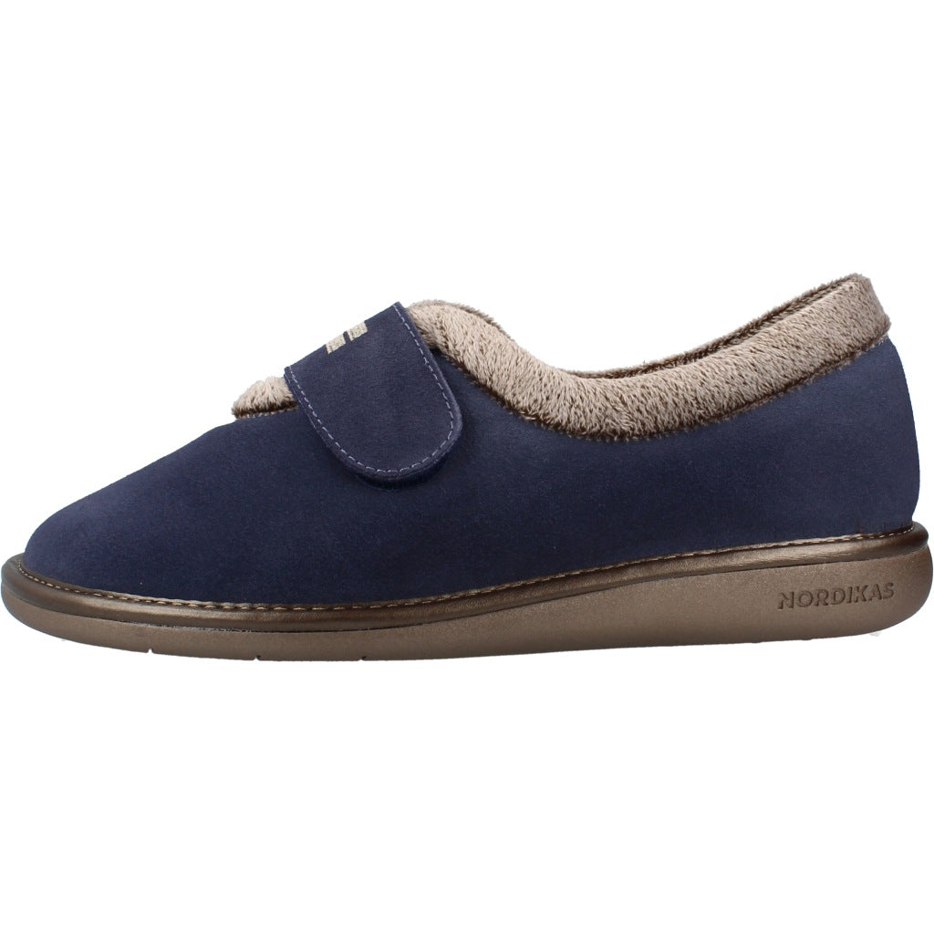 NORDIKAS AFELPADO ZAPATILLA HOGAR en color AZUL (2)