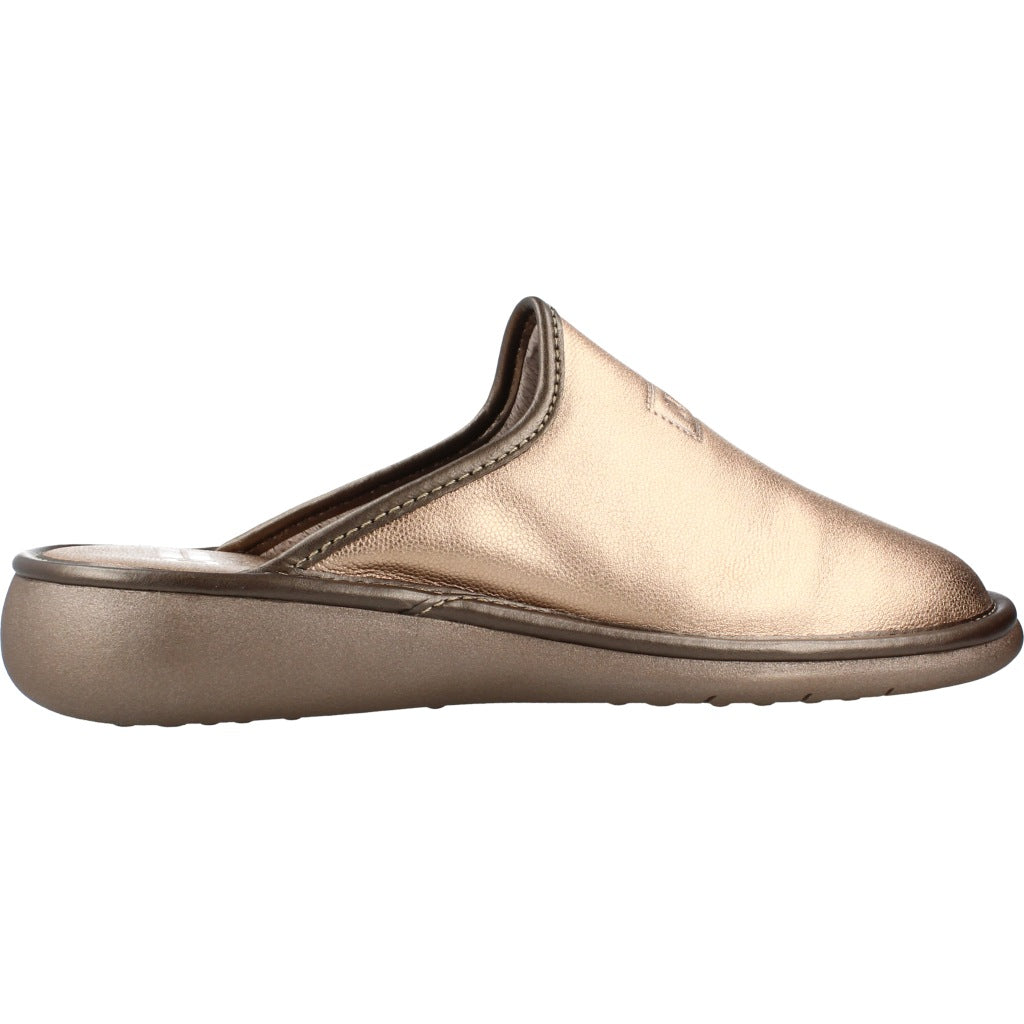 NORDIKAS METALIZADO ZAPATILLA HOGAR en color BRONCE (4)