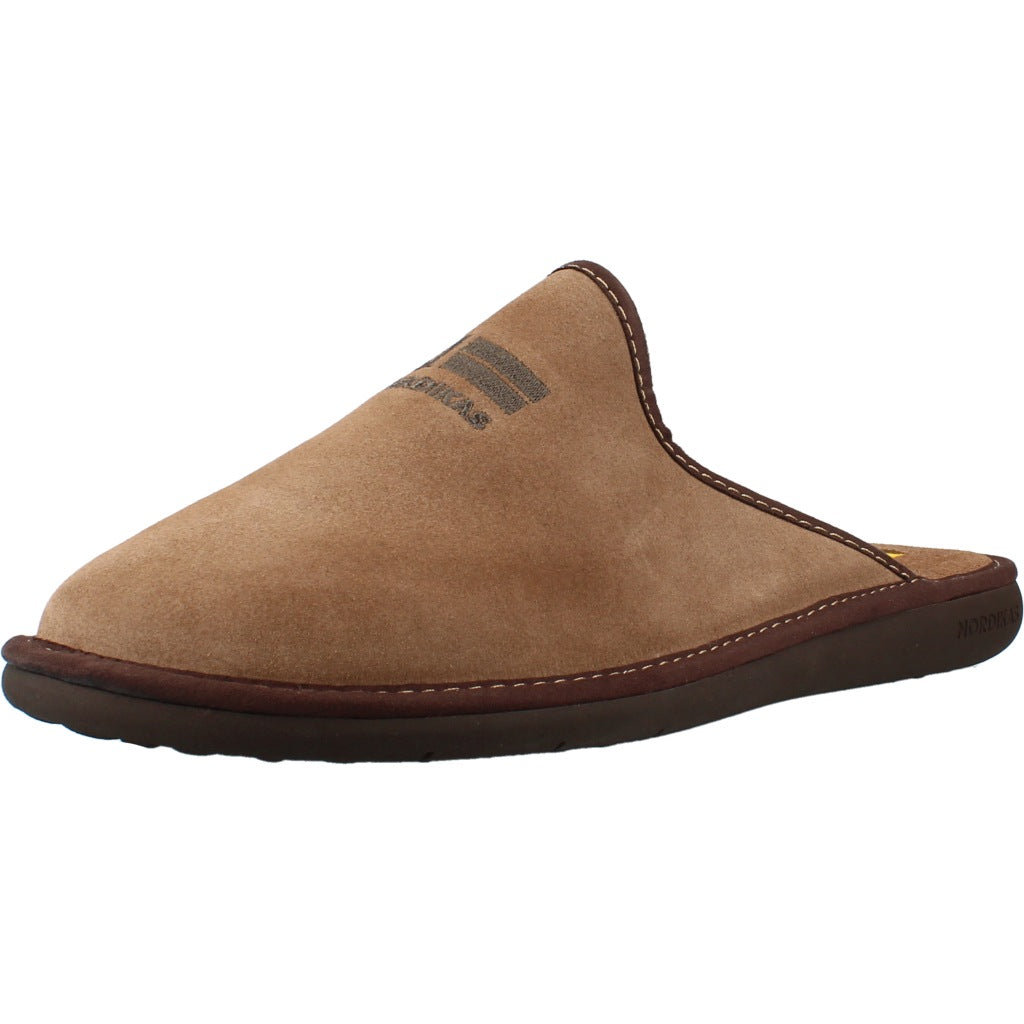 NORDIKAS en color MARRON CLARO (1)