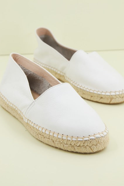CLARA DURAN CAMPINGCD en color BLANCO (1)