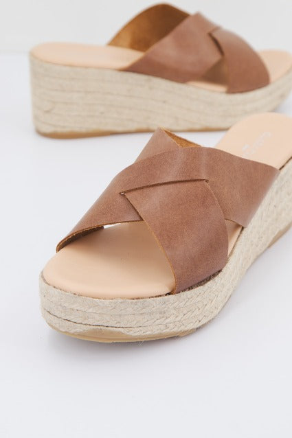 CLARA DURAN PLATAFPCD en color MARRON (3)