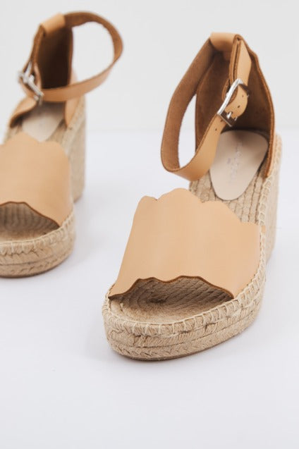 CLARA DURAN PLATAFPCD en color MARRON CLARO (2)