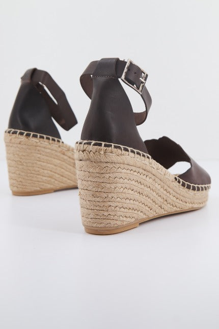 CLARA DURAN PLATAFPCD en color MARRON (3)