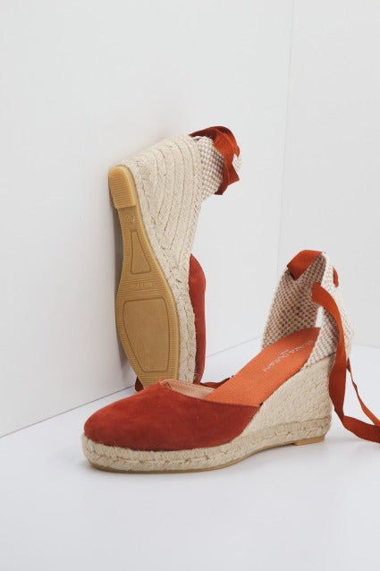CLARA DURAN VALENLEOCD en color MARRON (2)