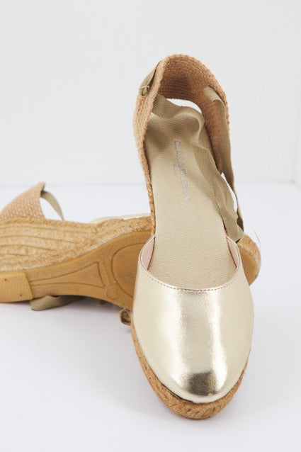 CLARA DURAN VALENLAMCD en color ORO (3)
