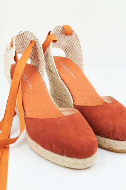 CLARA DURAN VALENANTCD en color NARANJA (1)