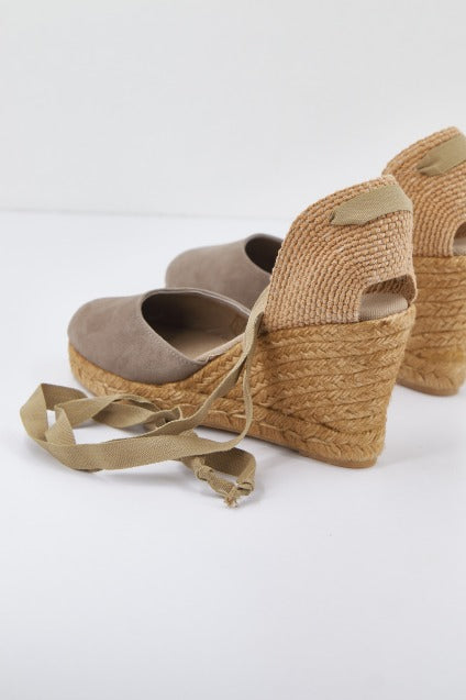 CLARA DURAN VALENANTCD en color GRIS (2)