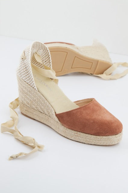 CLARA DURAN VALENSERCD en color MARRON (4)