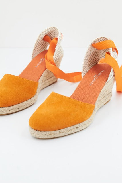 CLARA DURAN VALENSERCD en color NARANJA (2)