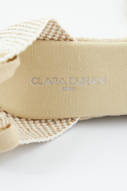 CLARA DURAN VALENRASCD en color ORO (4)
