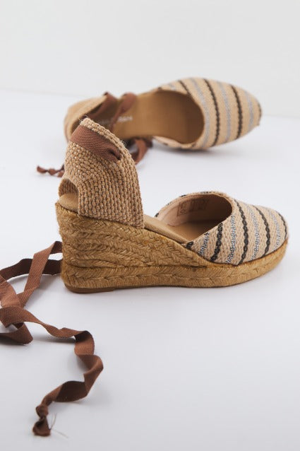 CLARA DURAN VALENLINOCD en color MARRON (2)