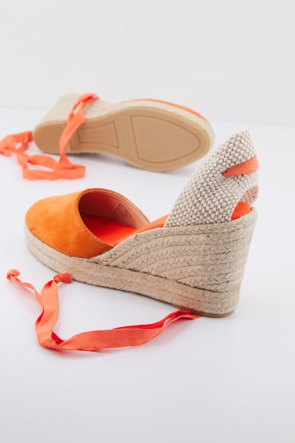 CLARA DURAN VALENSERCD en color NARANJA (3)