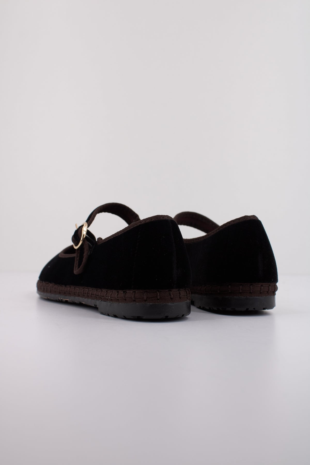 FLABELUS SETHE en color NEGRO (4)