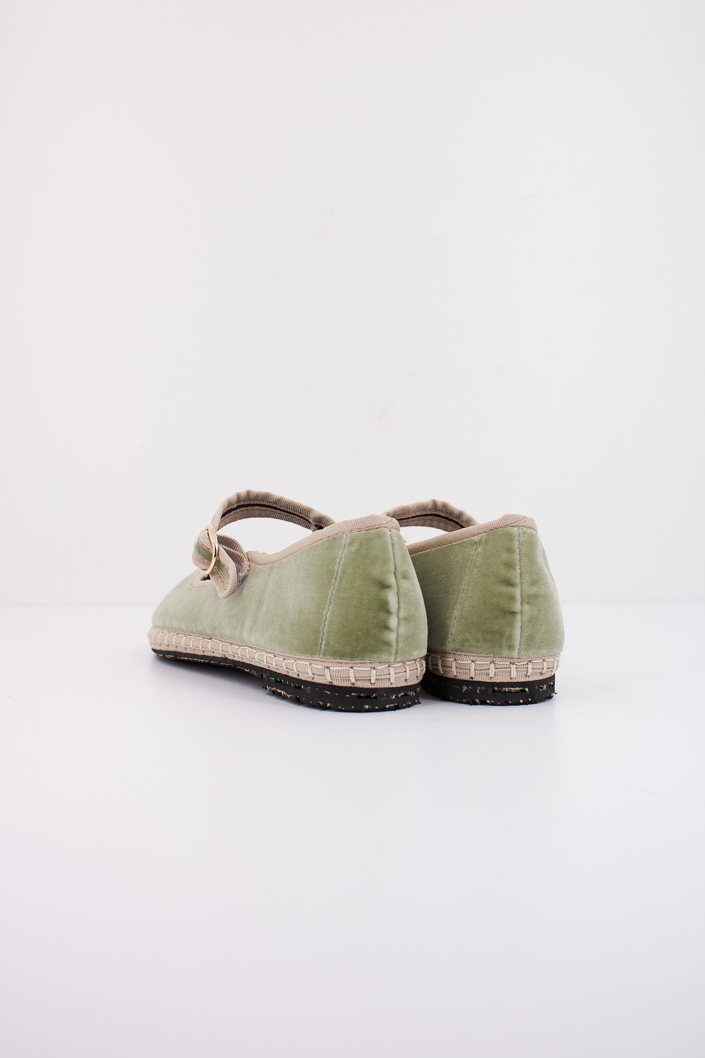 FLABELUS UTA en color VERDE (4)