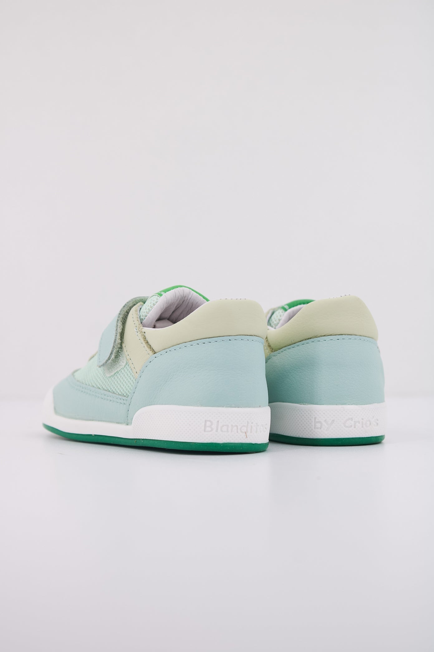 BLANDITOS MODENABD en color VERDE (4)
