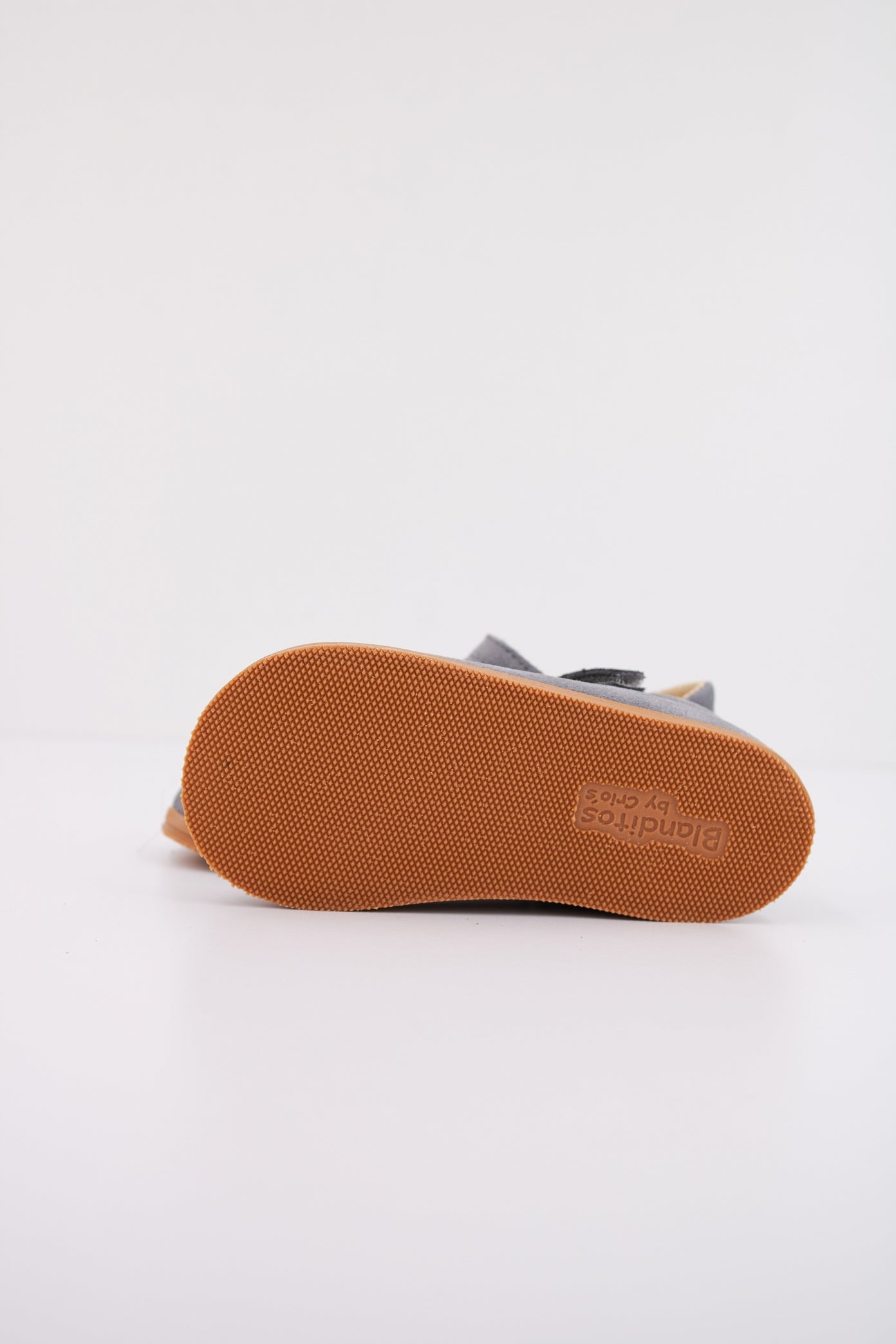 BLANDITOS PRAGABD en color GRIS (5)