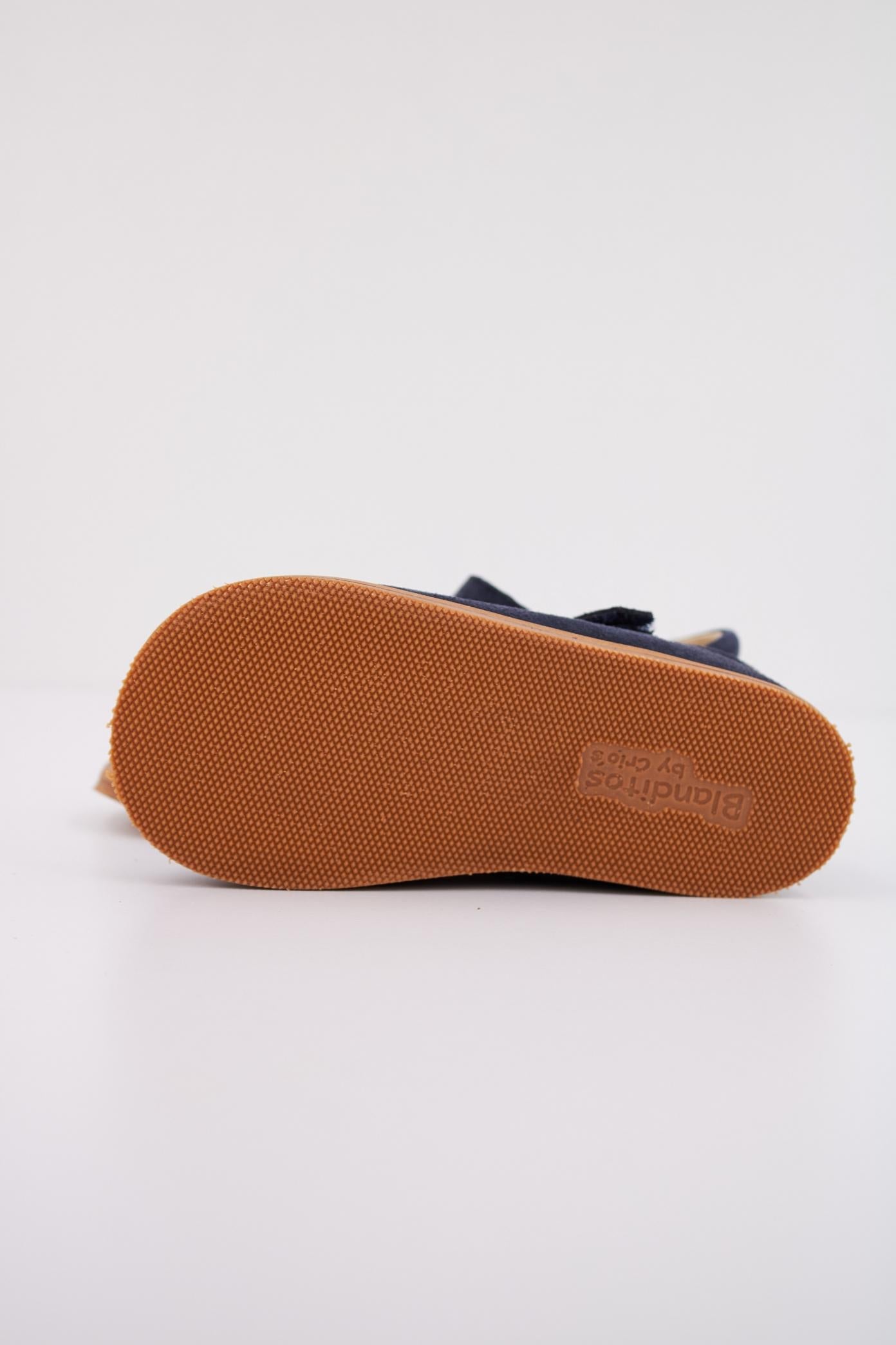 BLANDITOS PRAGABD en color AZUL (5)
