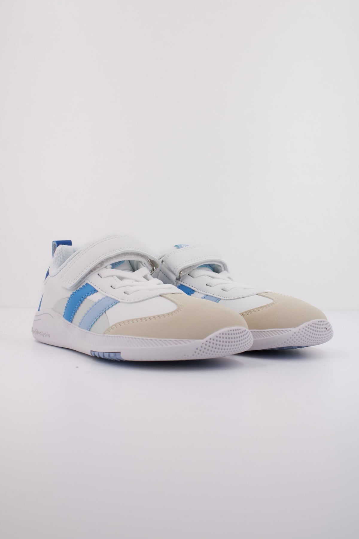 BLANDITOS ARESBD en color BLANCO (2)