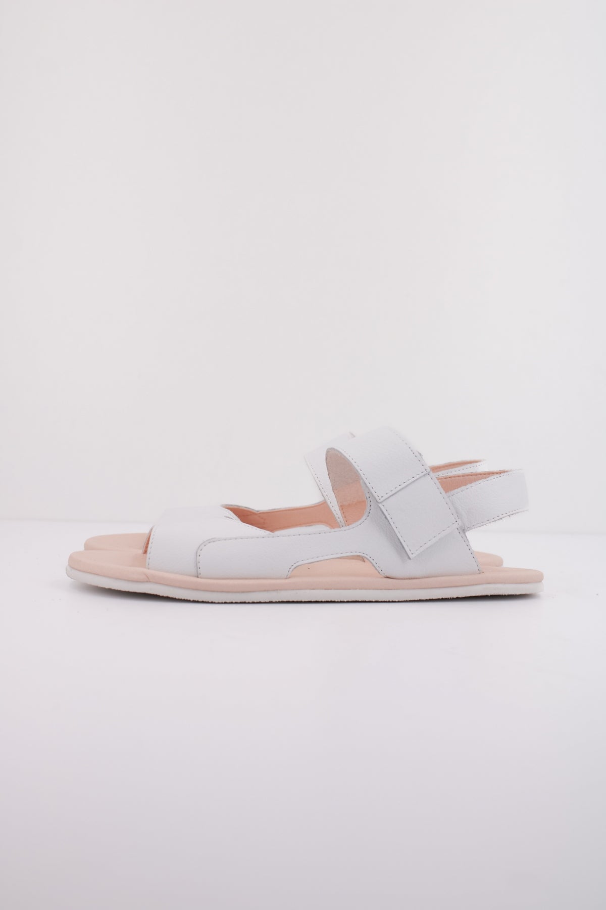 BLANDITOS ARTICOBD en color BLANCO (1)
