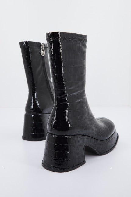 NOA HARMON HELLEN en color NEGRO (3)