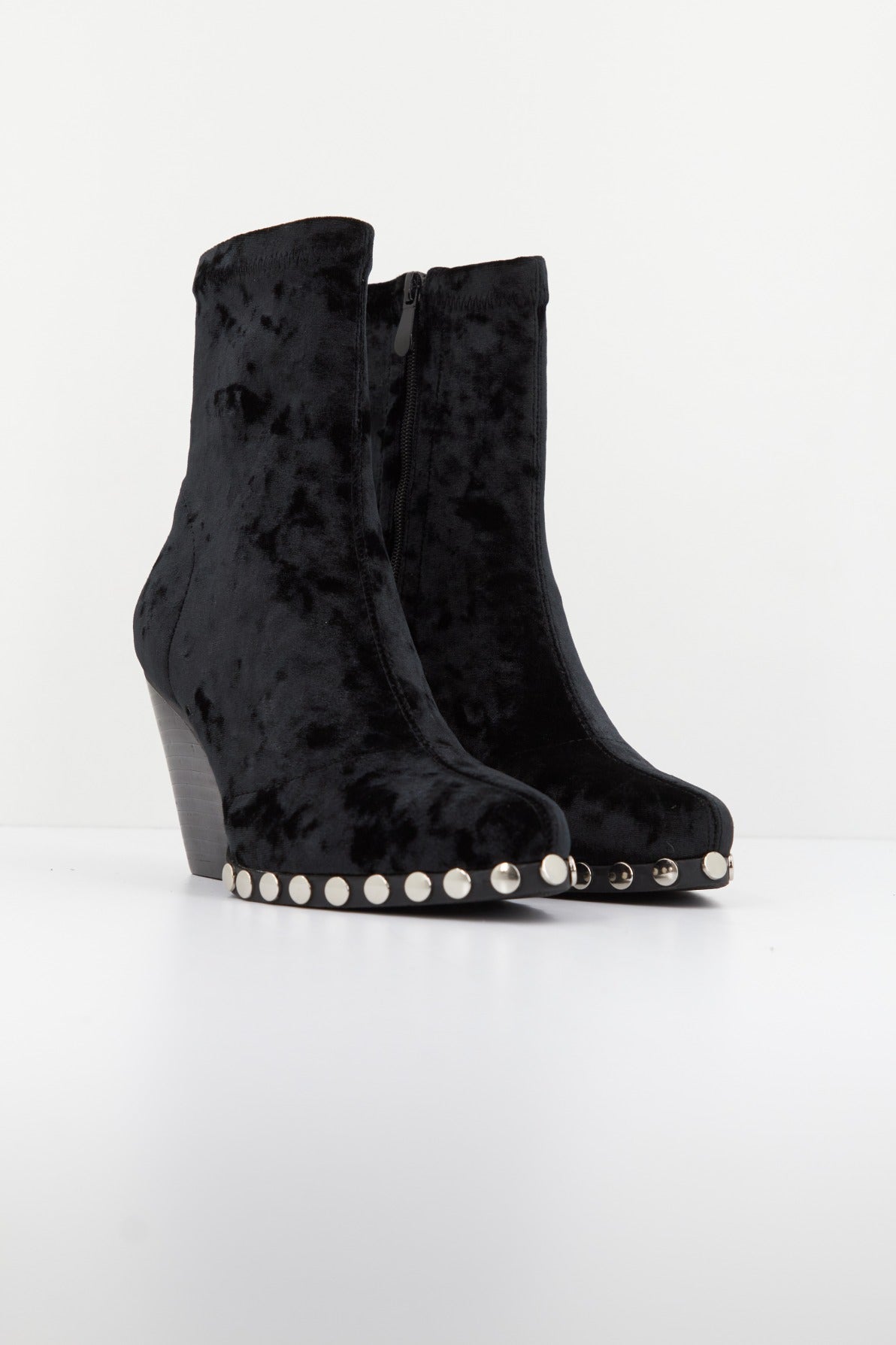 NOA HARMON MINNA en color NEGRO (2)