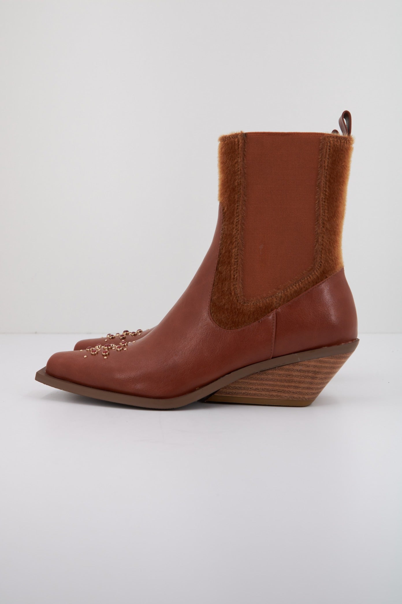 NOA HARMON N en color MARRON (1)