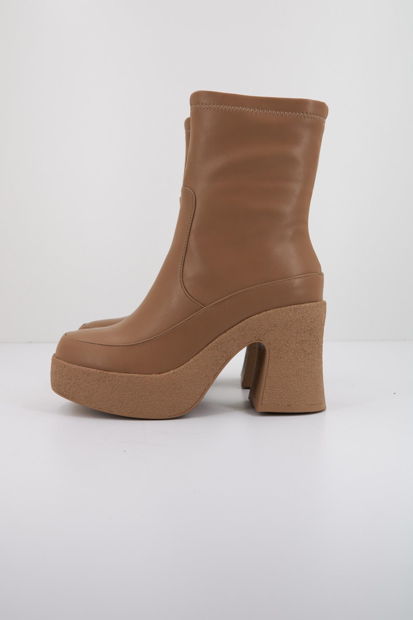 NOA HARMON VINCI en color MARRON CLARO (1)