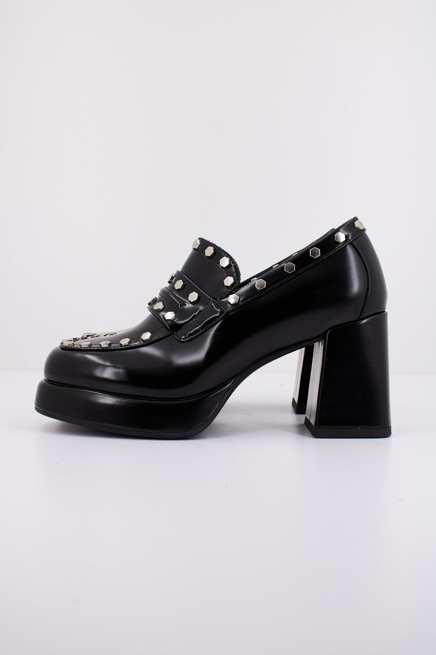 NOA HARMON N en color NEGRO (1)