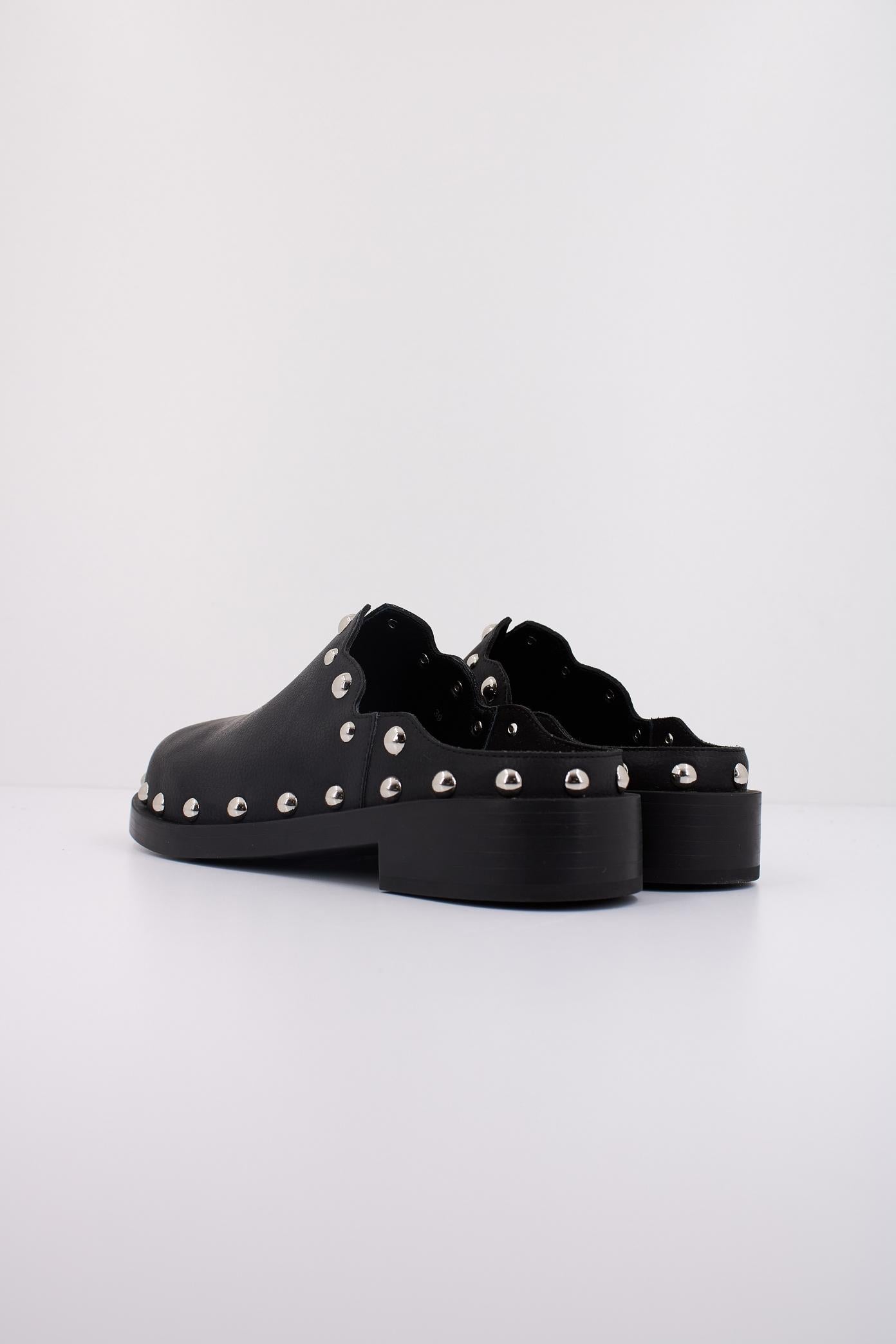 NOA HARMON TACO en color NEGRO (4)