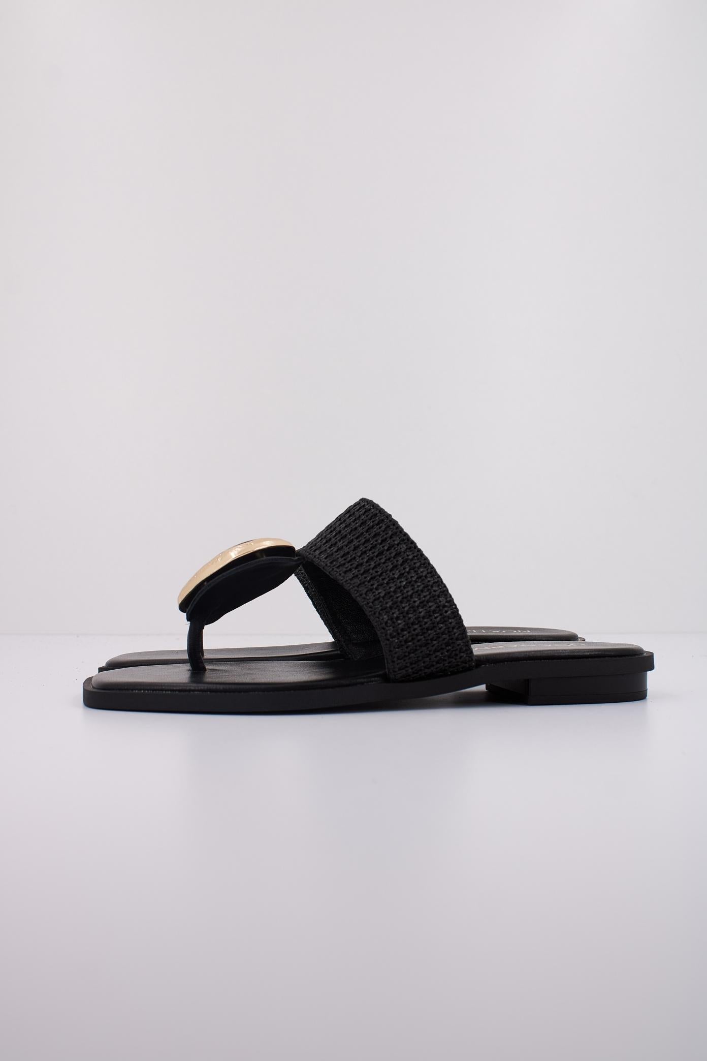 NOA HARMON ESCLAVA AMALFI en color NEGRO (1)