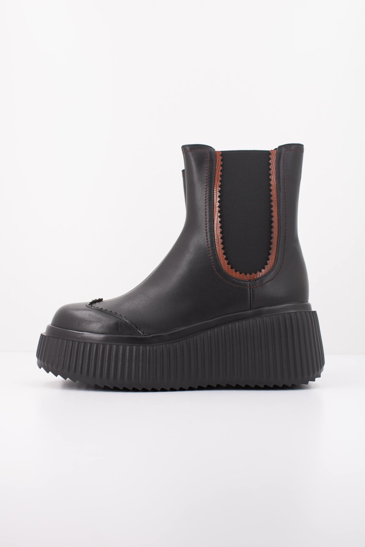 NOA HARMON PN BOTIN STORM en color NEGRO (1)
