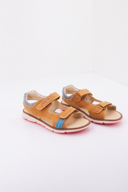 PABLOSKY P en color MARRON (1)