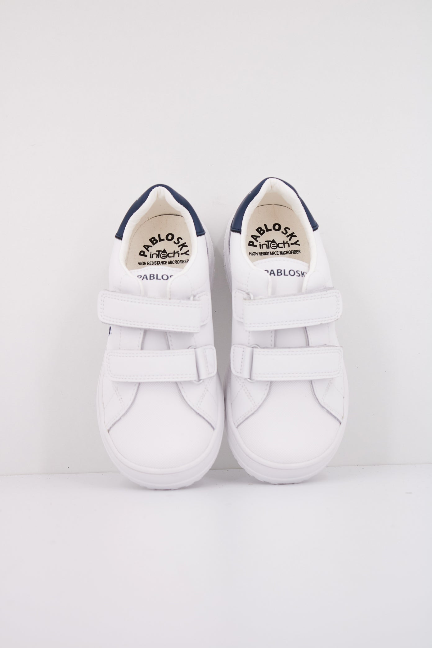 PABLOSKY P en color BLANCO (3)