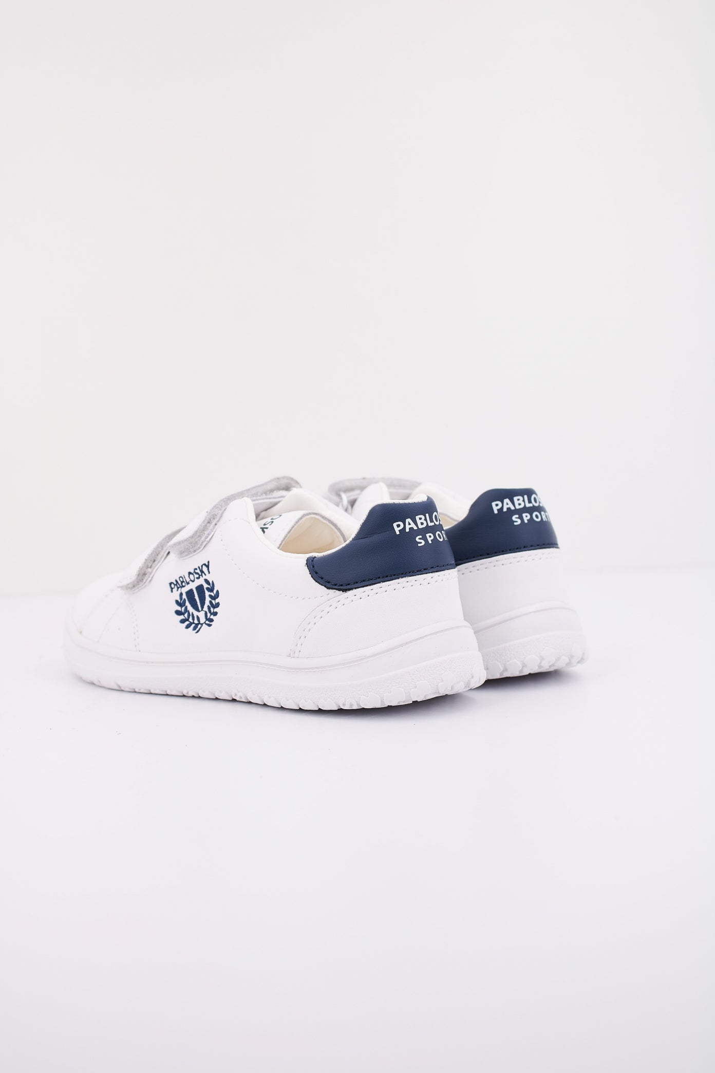 PABLOSKY P en color BLANCO (4)