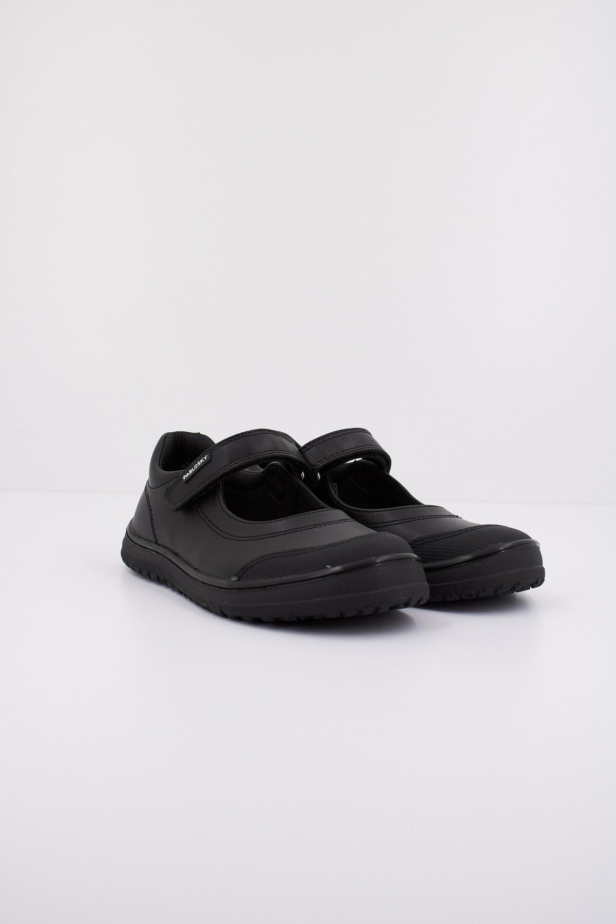 PABLOSKY ZAPATO COLEGIAL SONIC NEGRO en color NEGRO (2)