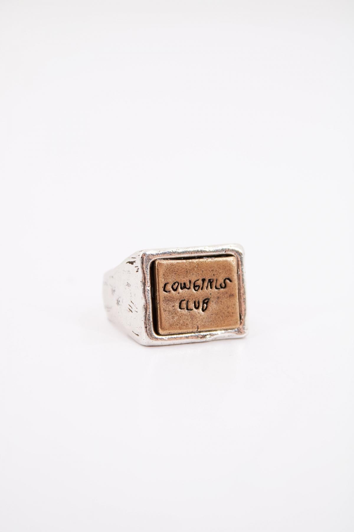 TWOJEYS COWGIRL CLUB RING en color PLATA (1)