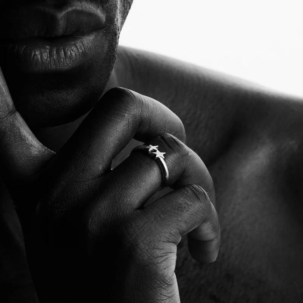TWOJEYS ICON RING en color PLATA (5)