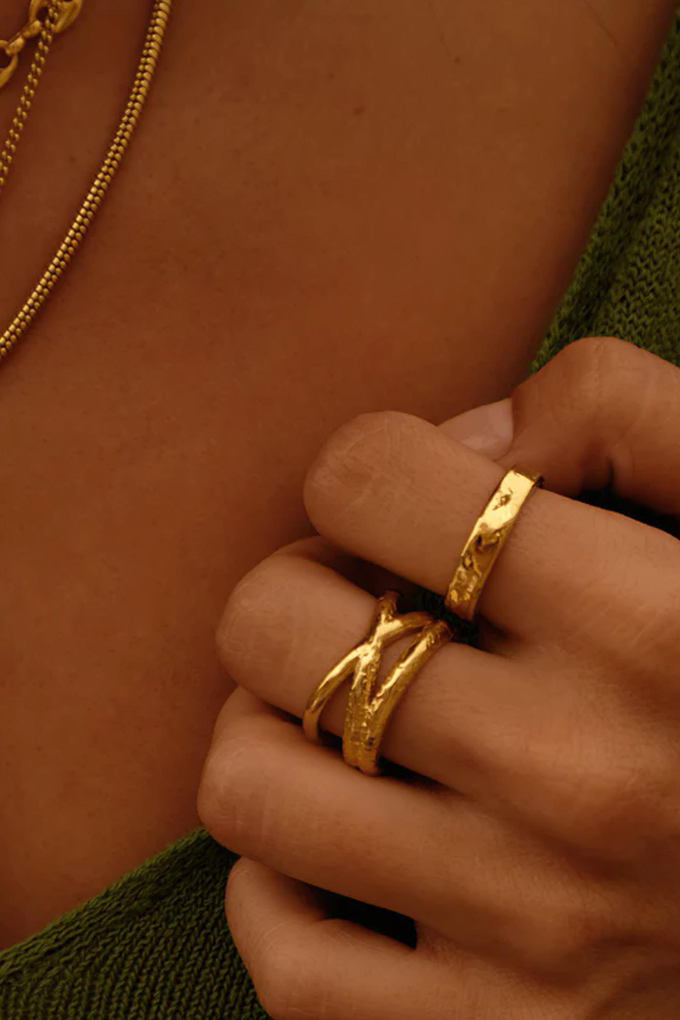 TWOJEYS RING en color ORO (3)