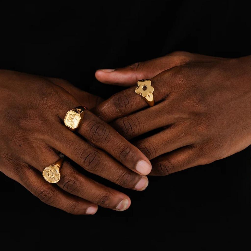 TWOJEYS FLOWER RING en color ORO (5)